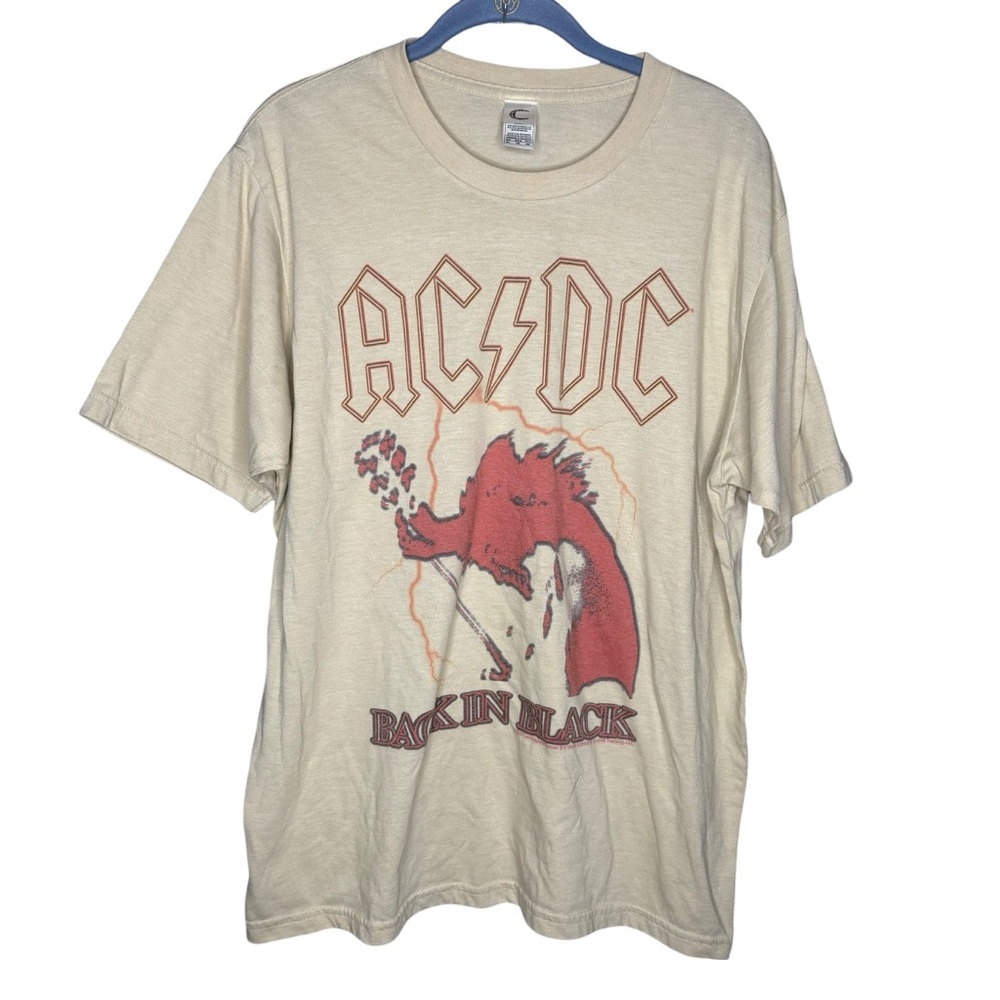 Vintage AC/DC band tee 2005 rock shirt Cream Red Graphic back in black size xl
